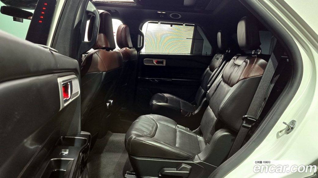 Ford Explorer 3.0 Platinum 4WD, 2023