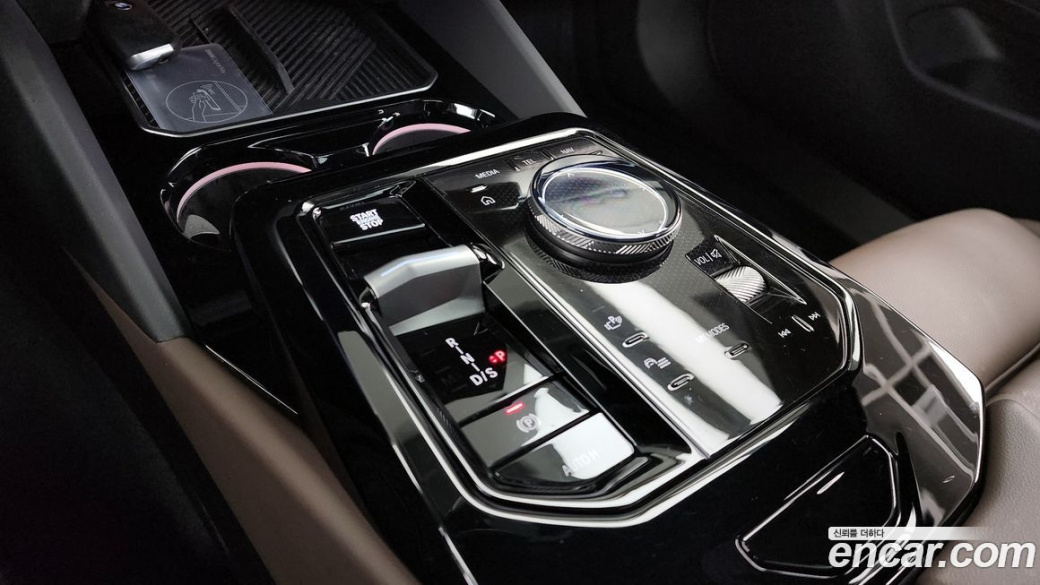BMW 5-Series 523d M Sport, 2025