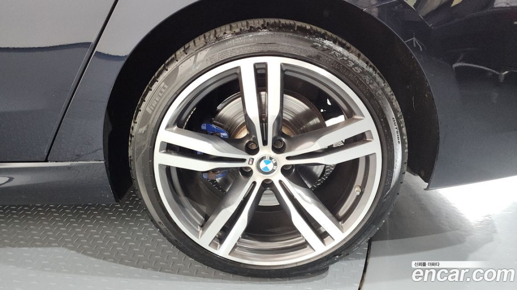 BMW Gran Turismo 640i xDrive M Sport, 2022