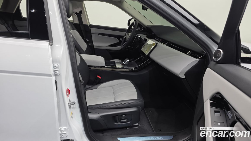 Land Rover Range Rover Evoque P250 Dynamic SE, 2025