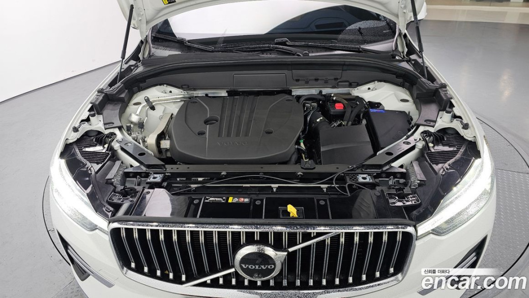 Volvo XC60 B5 Inscription, 2022