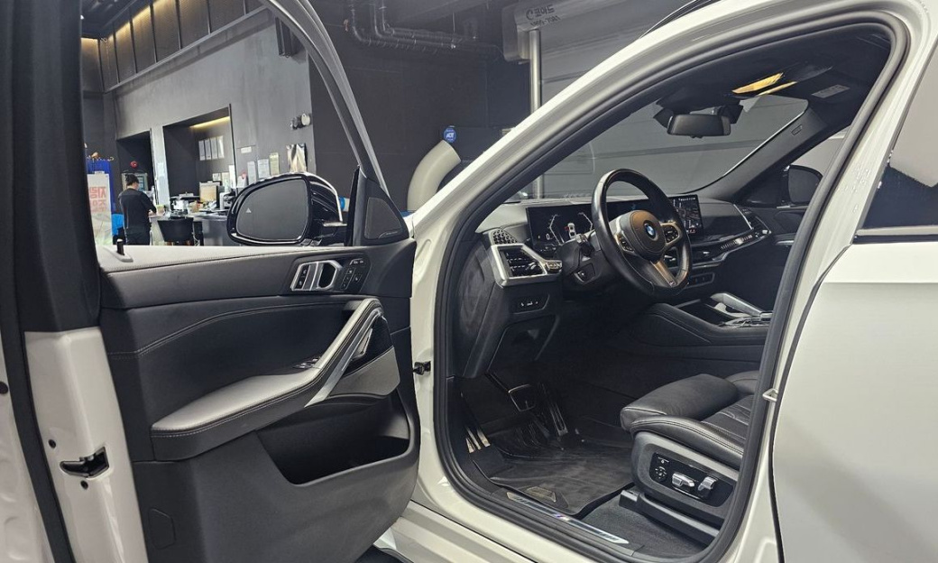 BMW X6 xDrive40i M Sport, 2024