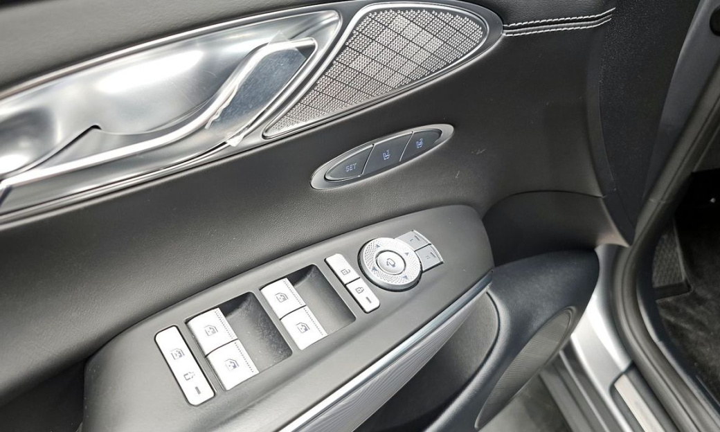 Genesis GV70 2.5T Gasoline AWD, 2023