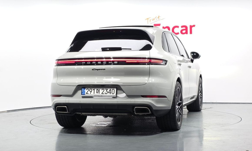Porsche Cayenne 3.0, 2024