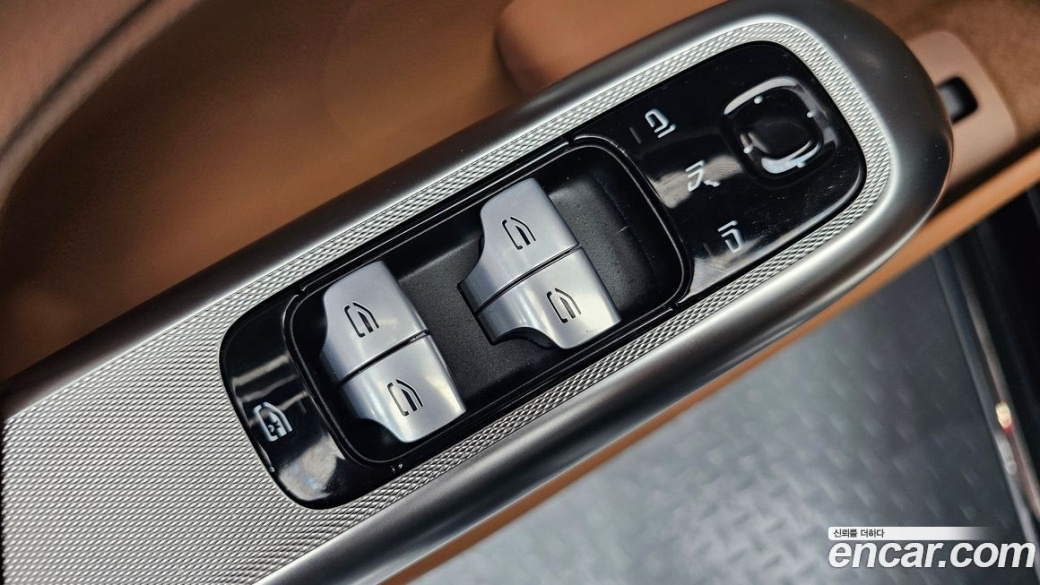 Mercedes-Benz E-Class E300 4MATIC Exclusive, 2024