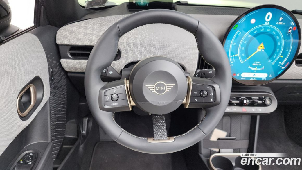 Mini Cooper Convertible Favoured, 2025