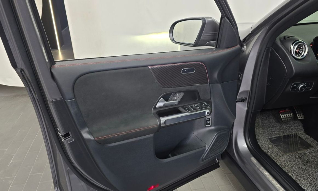 Mercedes-Benz GLB-Class GLB250 4MATIC, 2022