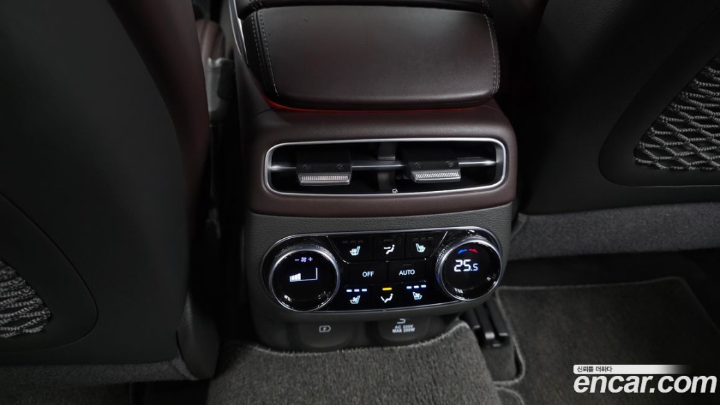 Genesis GV70 2.5T Gasoline 2WD, 2021
