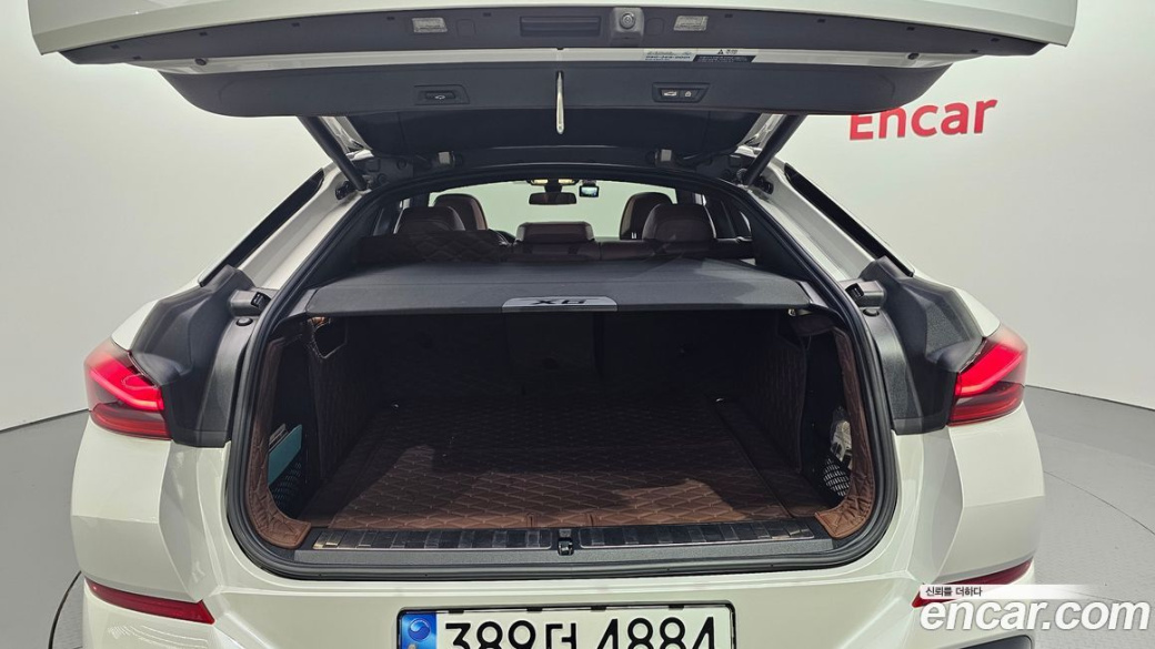BMW X6 xDrive40i M Sport, 2023