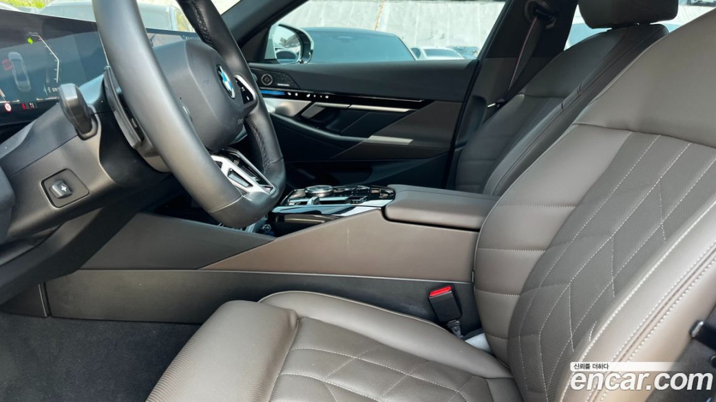 BMW 5-Series 520i Special Edition, 2024