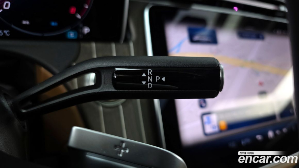 Mercedes-Benz E-Class E300 4MATIC Exclusive, 2026
