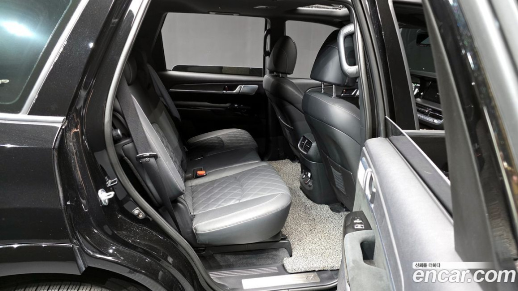 Kia Mohave Diesel 3.0 4WD 5-Seater, 2024