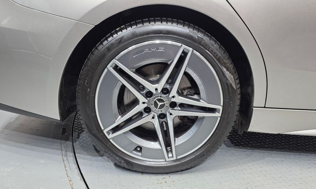 Mercedes-Benz C-Class C200 AMG Line, 2024