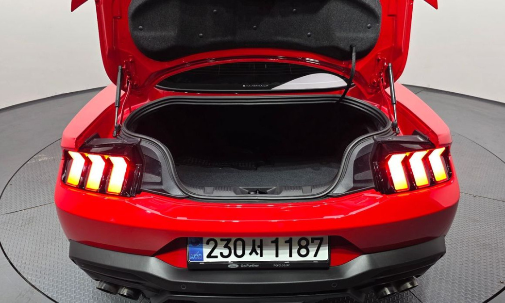Ford Mustang 2.3 EcoBoost Premium Coupe, 2025