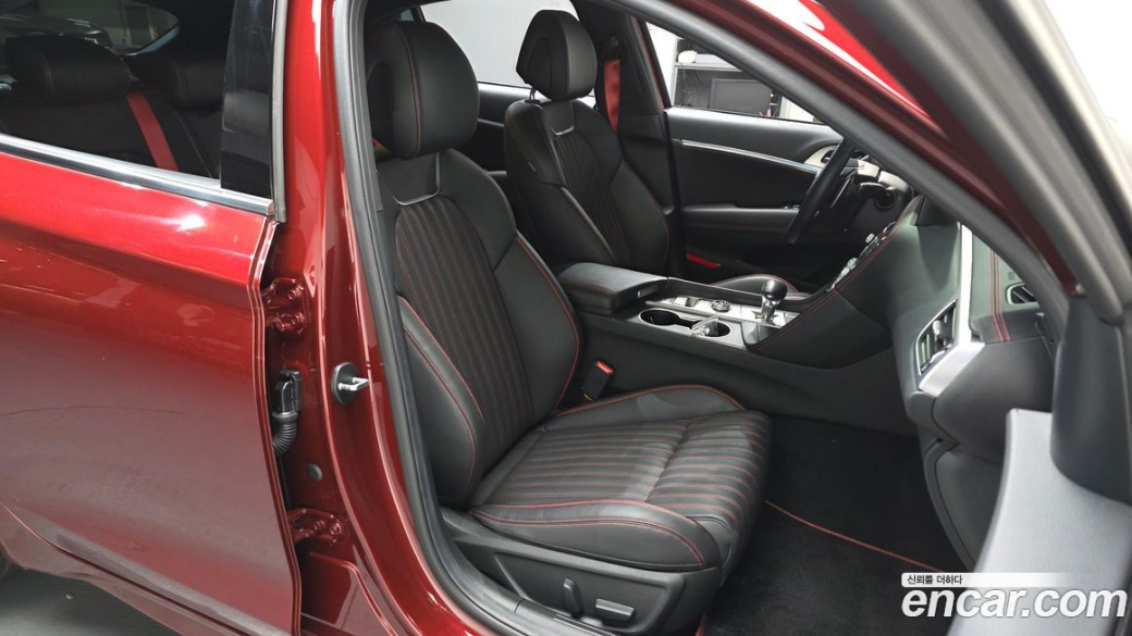 Genesis G70 Gasoline 2.0T 2WD, 2023