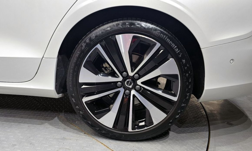 Volvo S60 B5 Ultimate Bright, 2024