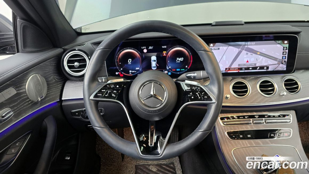 Mercedes-Benz E-Class E350 4MATIC Exclusive, 2023