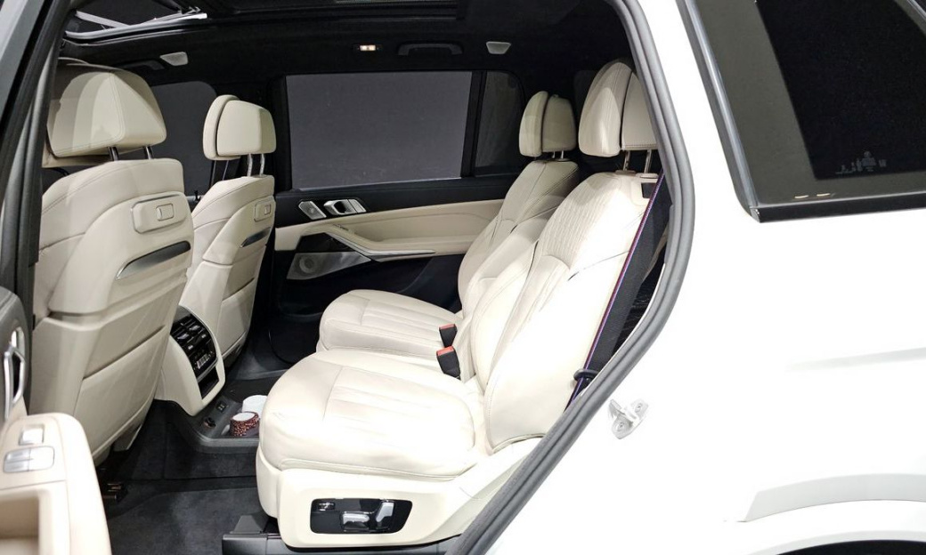 BMW X7 M60i xDrive M sport 6STR, 2024