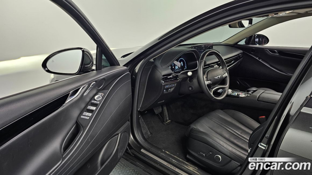 Genesis G80 Gasoline 2.5 Turbo 2WD, 2024
