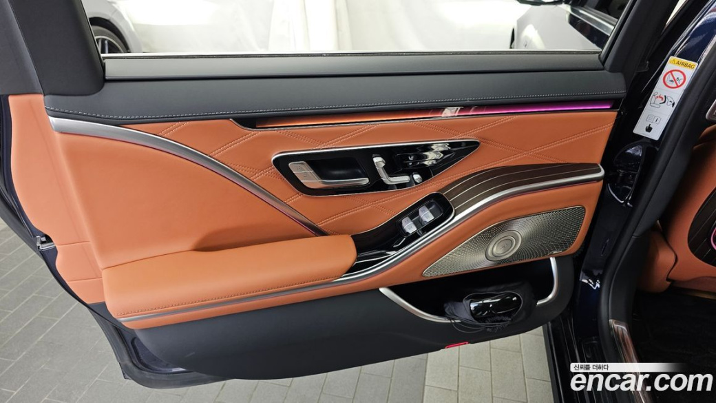Mercedes-Benz S-Class Maybach S680 4MATIC, 2022