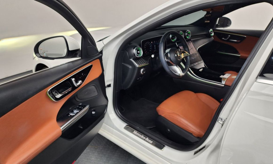Mercedes-Benz C-Class C300 4MATIC Avantgarde, 2023