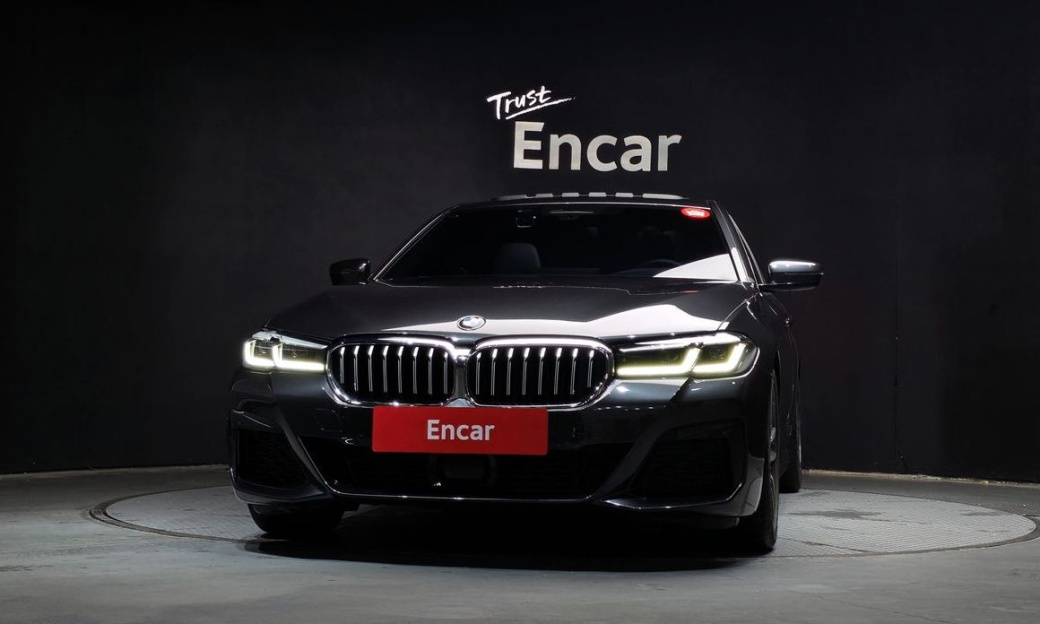 BMW 5-Series 520i M Sport, 2022