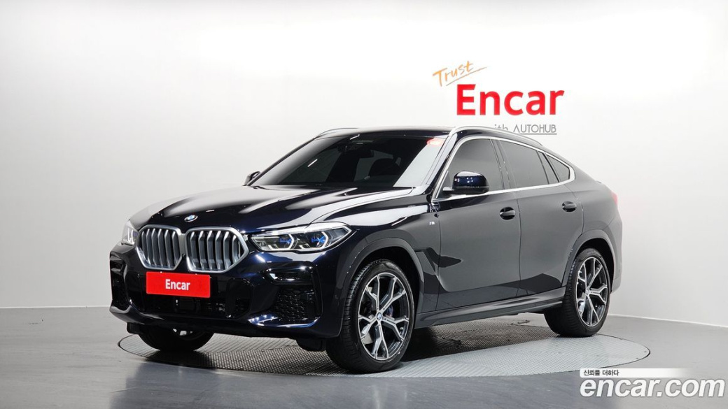 BMW X6 xDrive40i M Sport, 2022