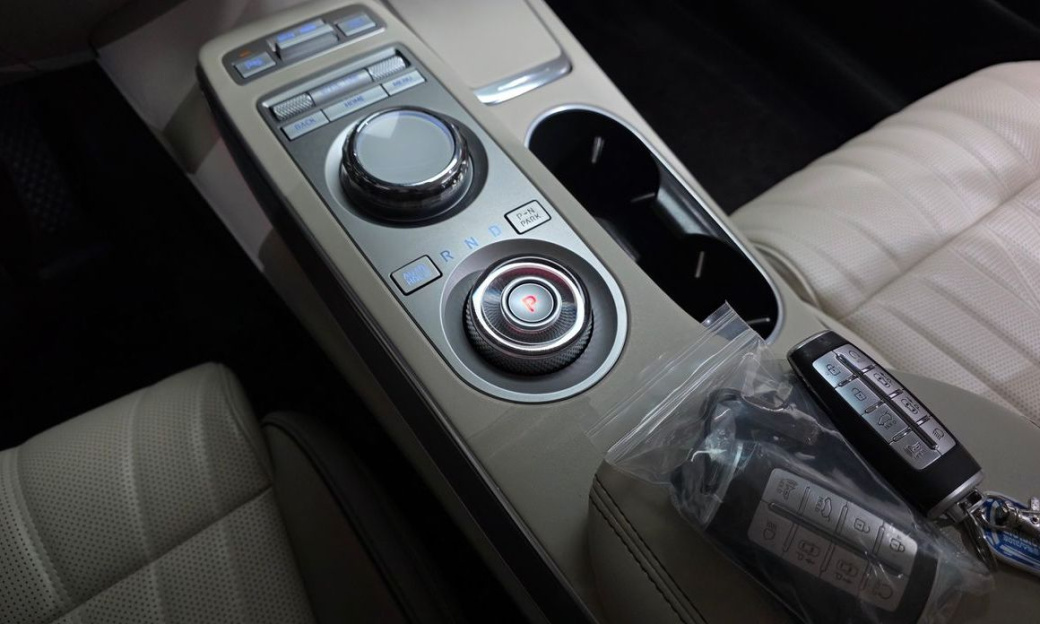 Genesis GV70 2.5T Gasoline 2WD, 2024