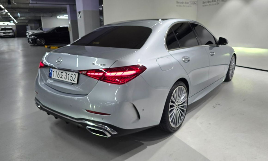 Mercedes-Benz C-Class C300 4MATIC AMG Line, 2023