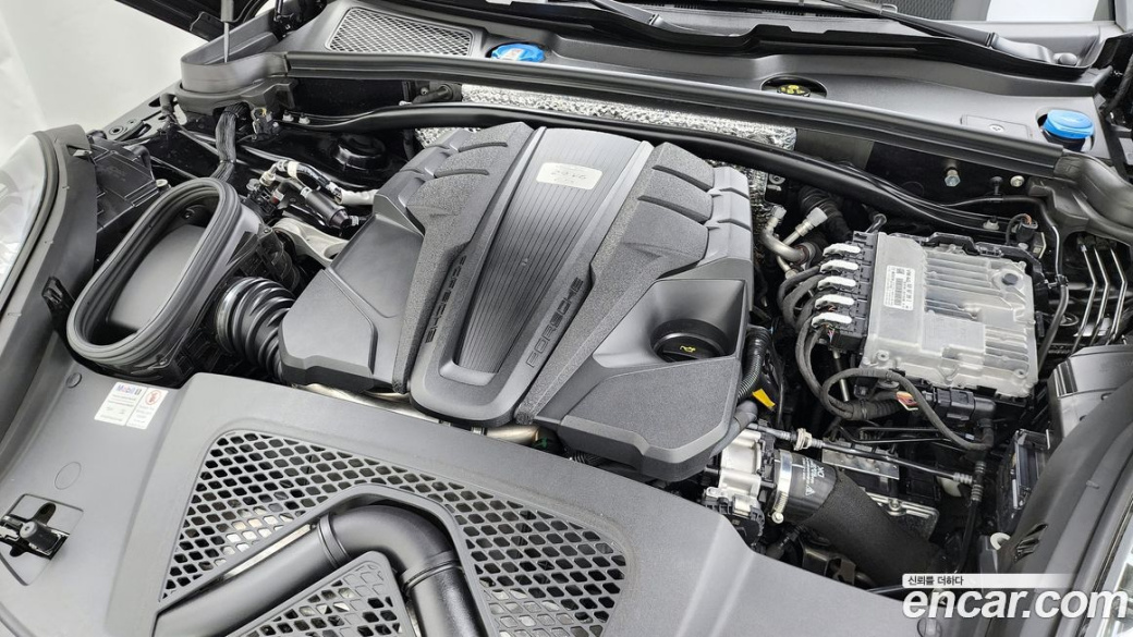 Porsche Macan 2.9 GTS, 2022