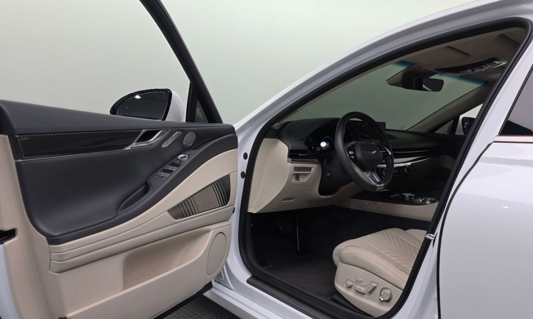 Genesis G80 Gasoline 2.5 Turbo AWD, 2024