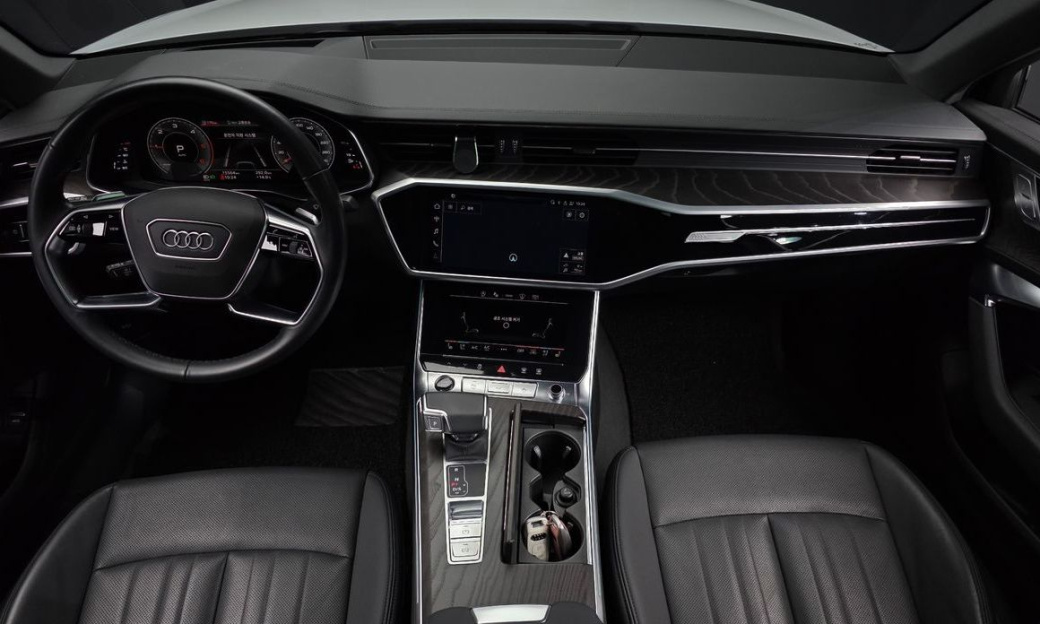 Audi A6 40 TDI Premium, 2022