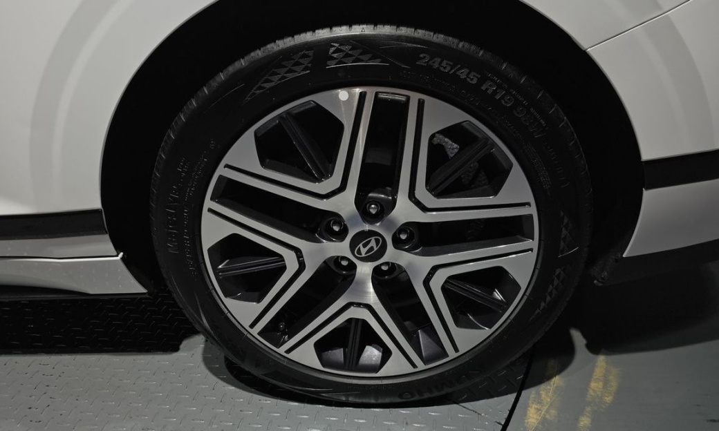 Hyundai Grandeur 2,5 Gasoline 2WD, 2024