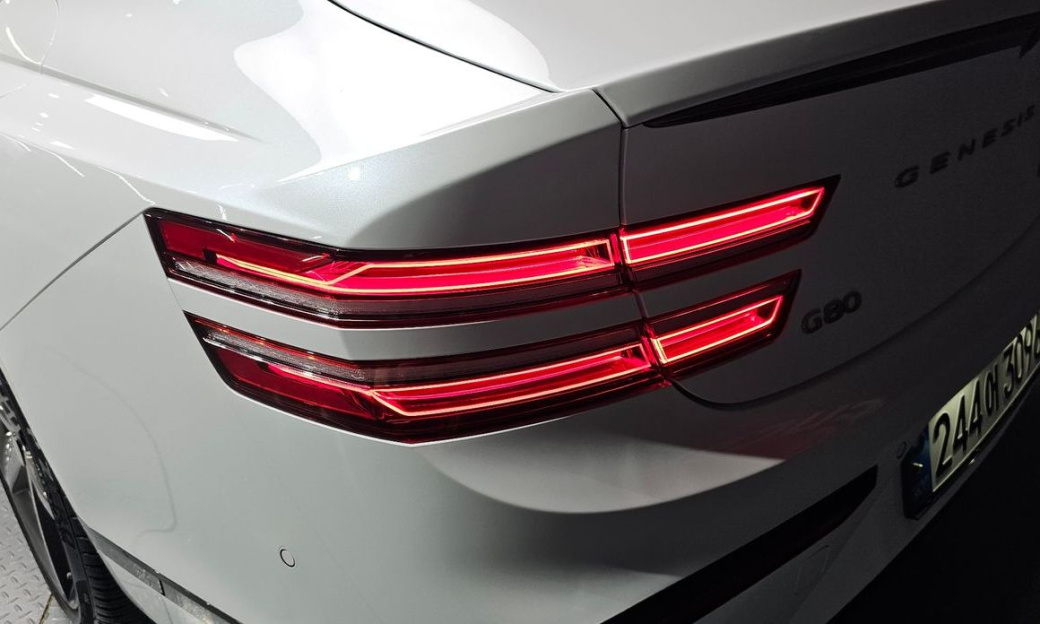 Genesis G80 Gasoline 2.5 Turbo AWD, 2025