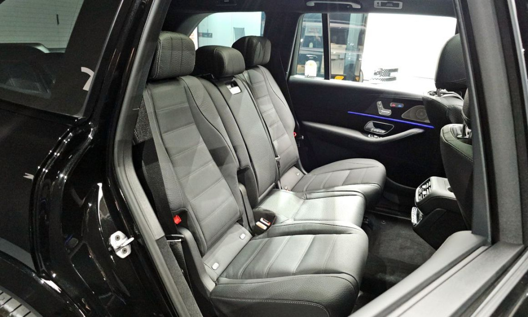Mercedes-Benz GLS-Class GLS450d 4MATIC, 2026