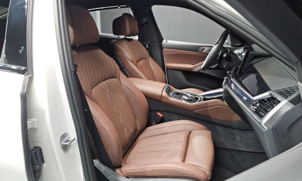 BMW X6 xDrive40i M Sport, 2024