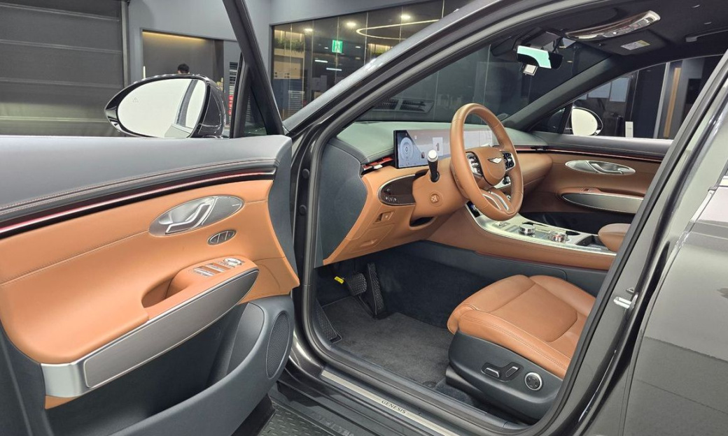 Genesis GV70 2.5T Gasoline 2WD, 2025
