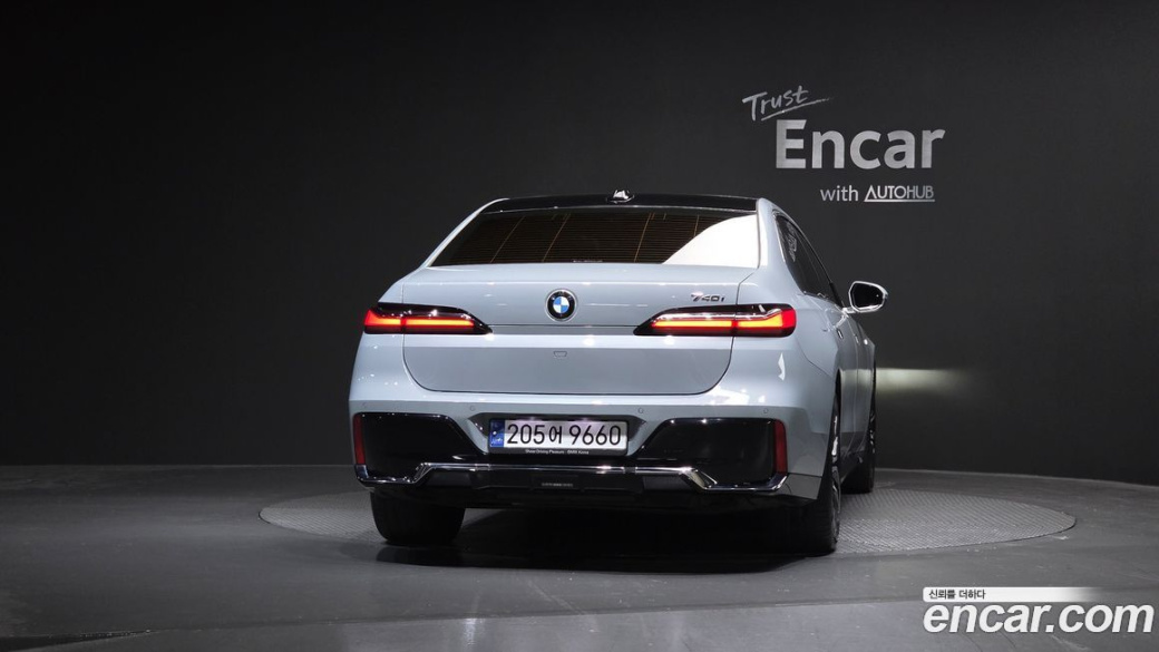 BMW 7-Series 740i sDrive M Sport, 2023