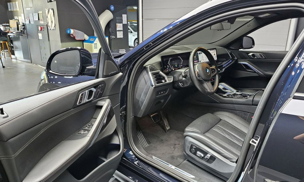 BMW X6 xDrive40i M Sport, 2024