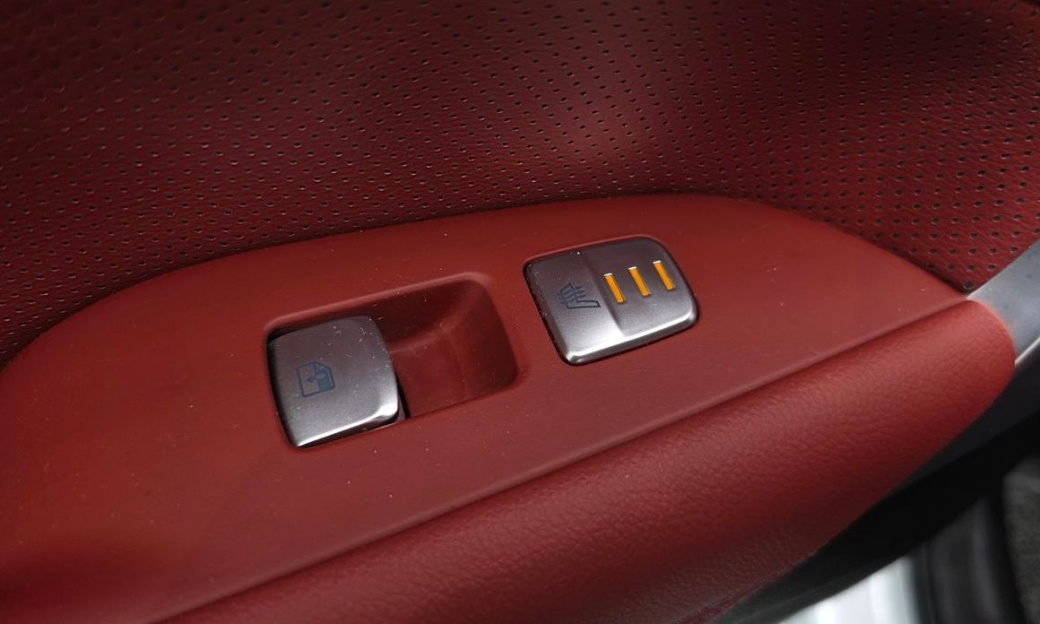 Genesis G70 Gasoline 2.5T 2WD, 2024
