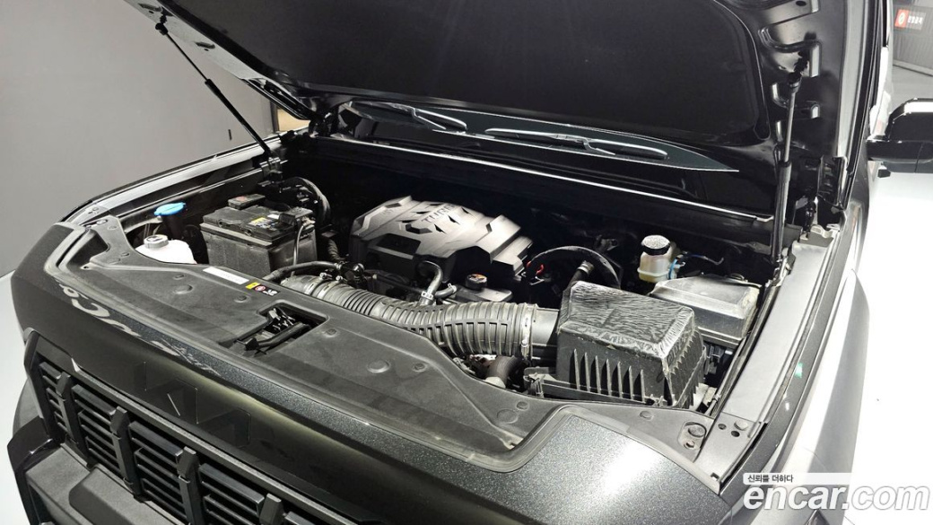 Kia Tasman 2.5T Gasoline 4WD, 2026