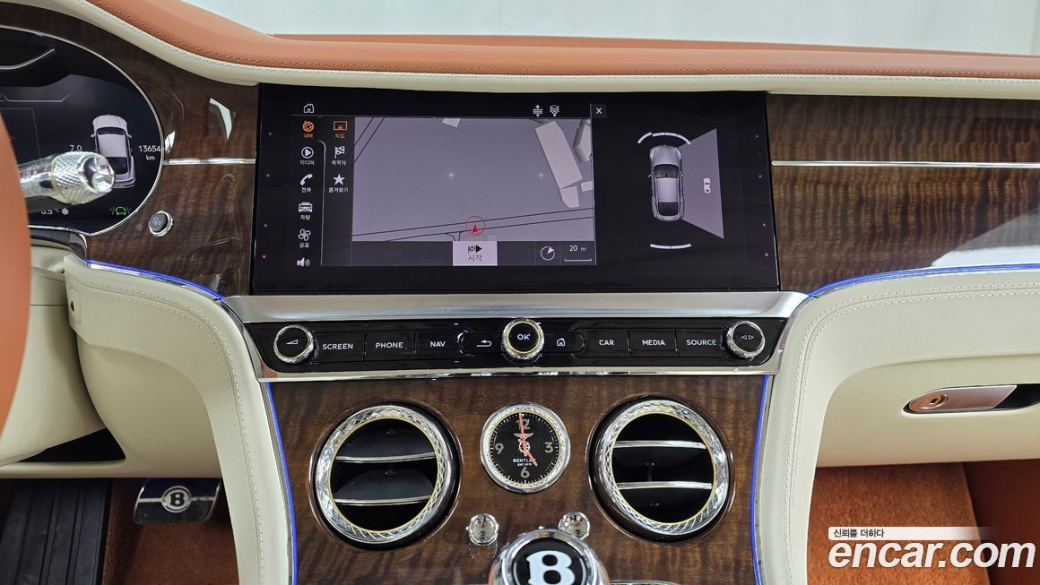 Bentley Continental 4.0 GT Azure, 2023