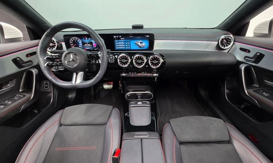 Mercedes-Benz CLA-Class CLA250 4MATIC, 2024