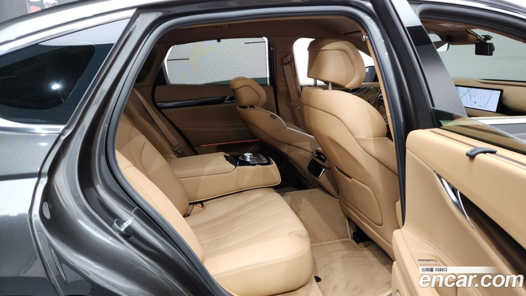 Genesis G80 Gasoline 2.5 Turbo 2WD, 2025