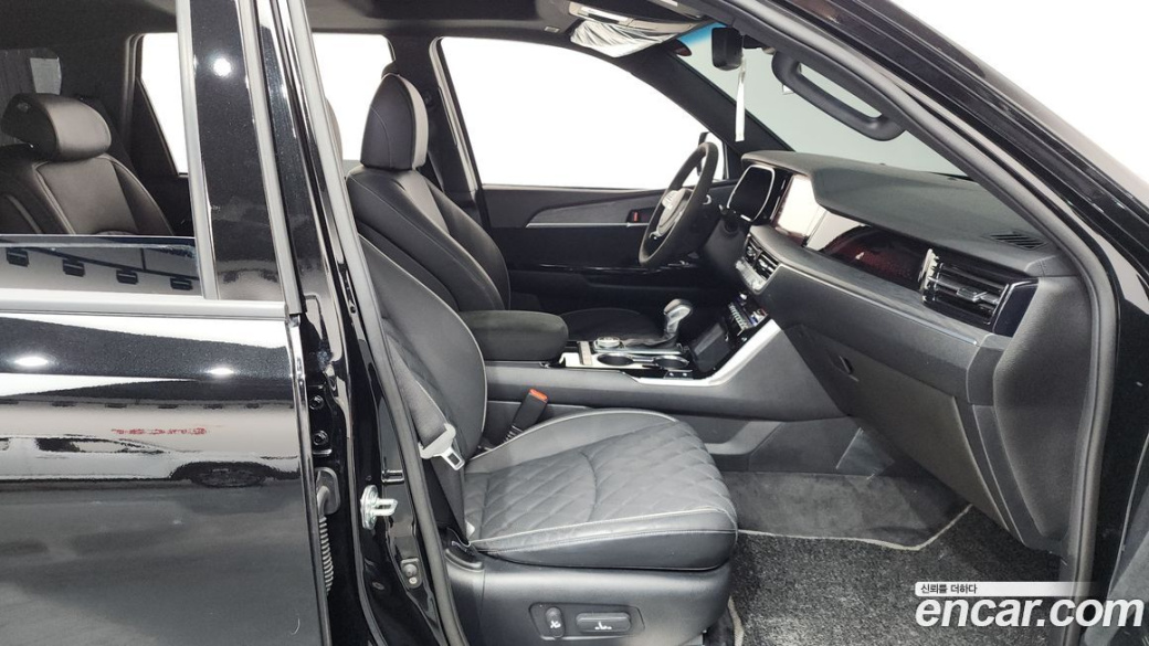 Kia Mohave Diesel 3.0 4WD 6-Seater, 2024