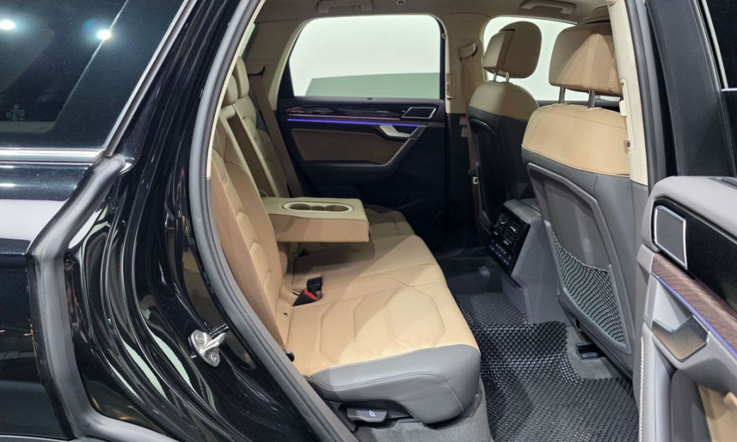 Volkswagen Touareg 3.0 TDI Prestige, 2024