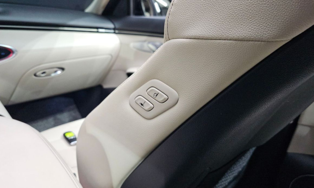 Genesis GV70 2.5T Gasoline 2WD, 2021