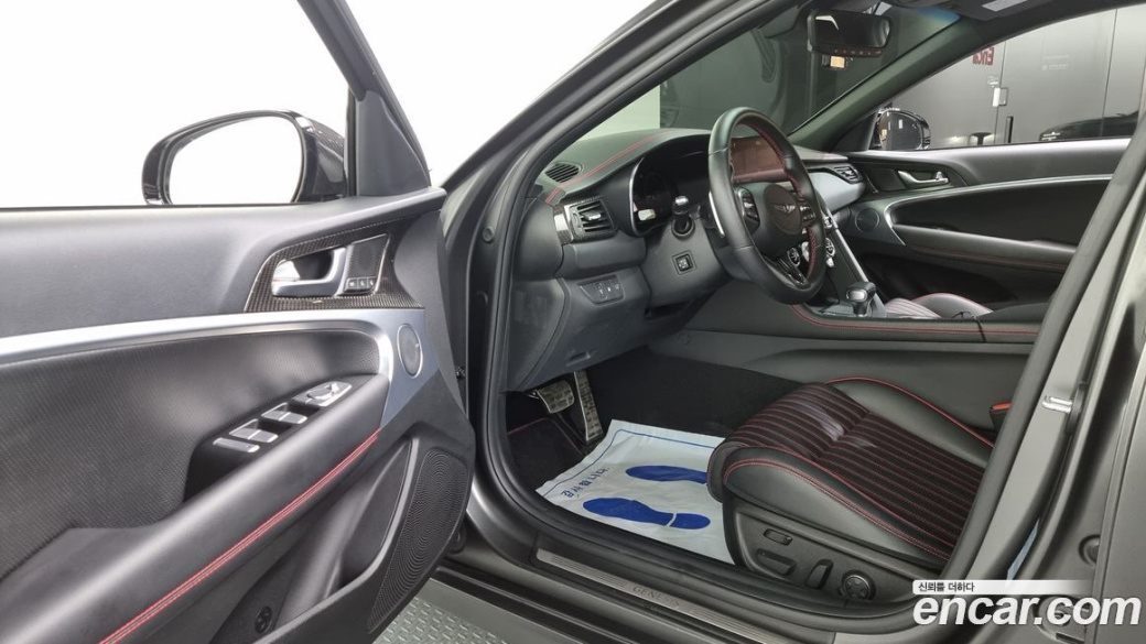 Genesis G70 Gasoline 2.0T 2WD, 2022
