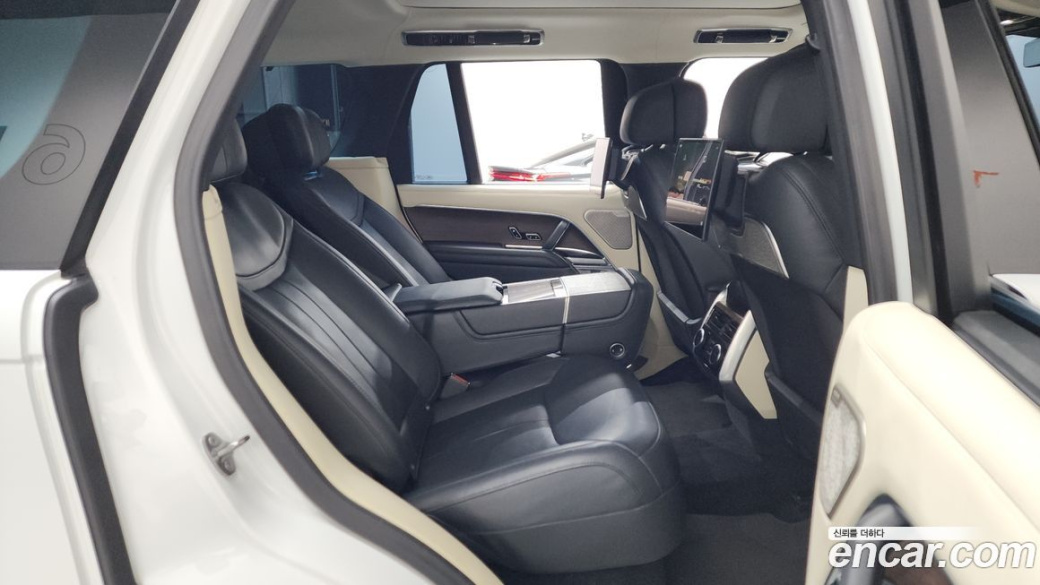 Land Rover Range Rover D350 HSE LWB, 2023