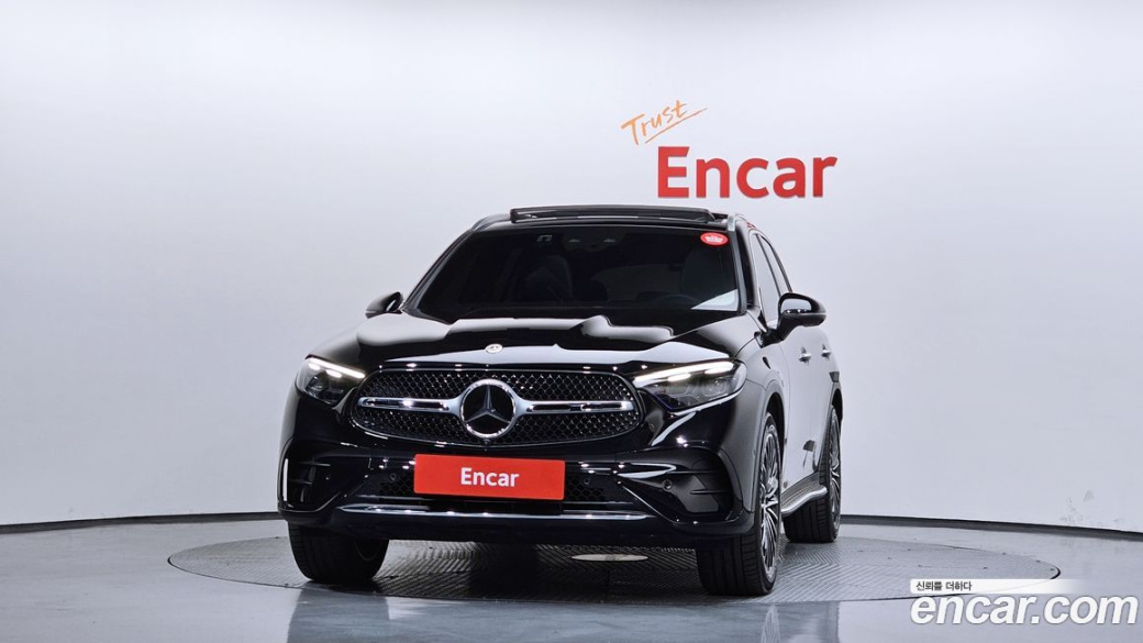 Mercedes-Benz GLC-Class GLC300 4MATIC AMG Line, 2023